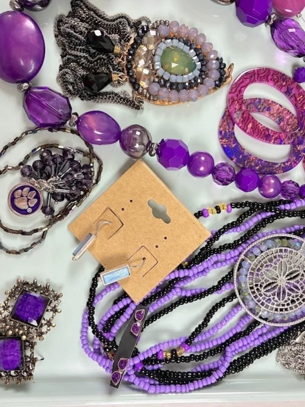 Unbranded jewelry lot